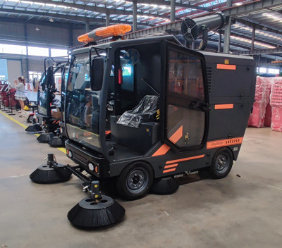 環衛電動清掃車解決二次粉塵危害.jpg